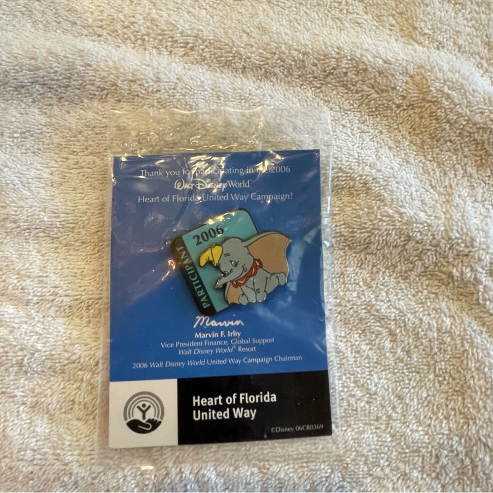 Disney Dumbo 2006 United Way Participant Cast Member Exclusive 3-D Pin